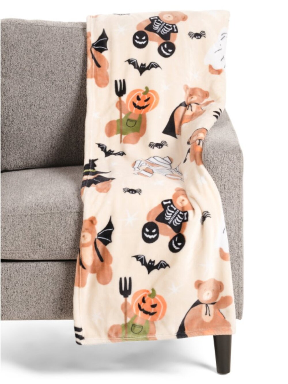 WELL DRESSED HOME Costumed Teddy Bear Throw